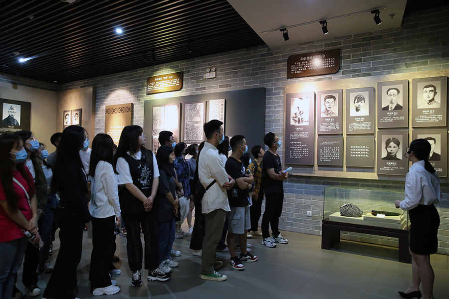 e8ee1f5d4e374384bbda94b903a6eb18.Jpeg e8ee1f5d4e374384bbda94b903a6eb18.Jpeg