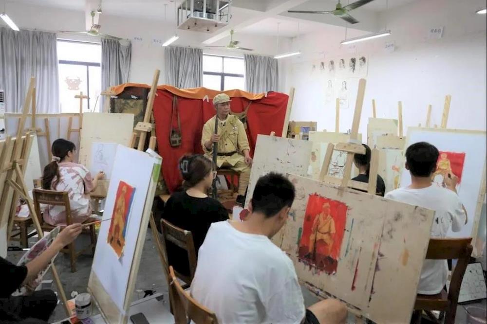 899d5c1f6d744d23afc6a54baed678cc.jpg 必威西汉姆联官网