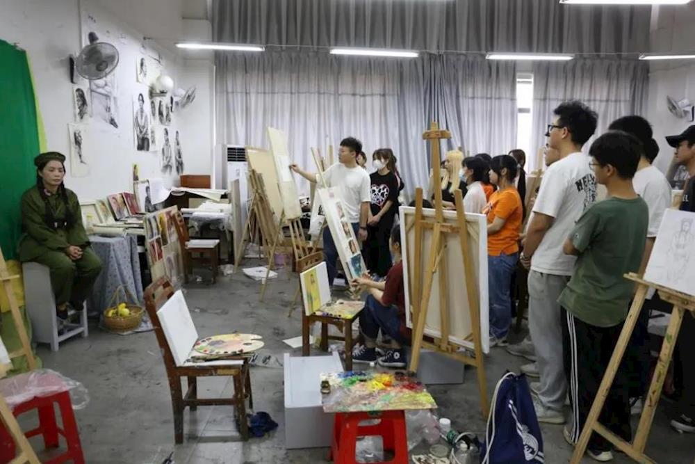 d2143f3ca9664341804e75c1f4948f45.jpg 必威西汉姆联官网