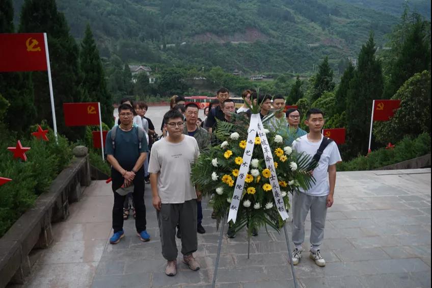 65a2dfe240804fb3b6f821ddce88975f.jpg 必威西汉姆联官网