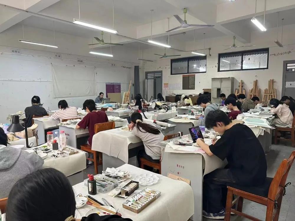 f5fdf0b9162f471a8849a5943f0beb02.jpg 必威西汉姆联官网