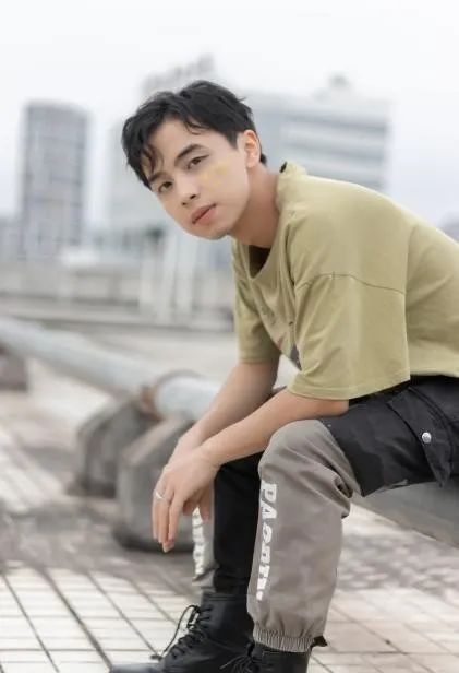 a52be94b7c9f4928b1b8336e13124a40.jpg 必威西汉姆联官网