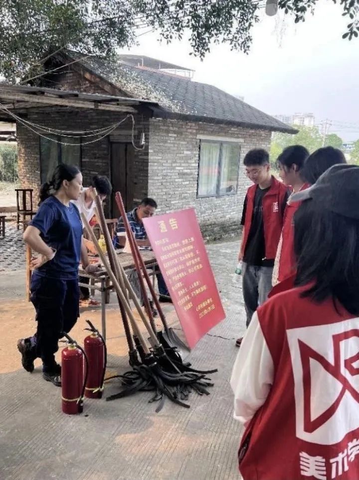 cd21747a8b134ac7b87088945cb75f8e.jpg 必威西汉姆联官网