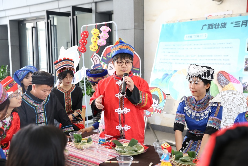 6f8f0952052046d2bdd664d210cc44a4.png 6f8f0952052046d2bdd664d210cc44a4.png