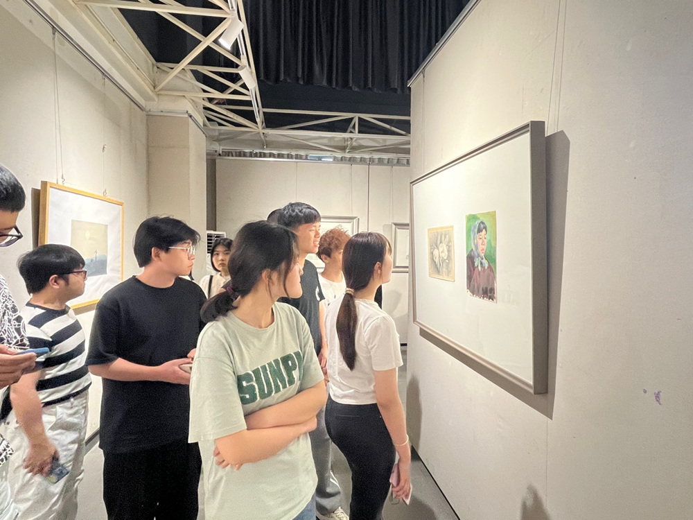 2cfb59164ab34e1694f93fb395e8a75f.png 2cfb59164ab34e1694f93fb395e8a75f.png