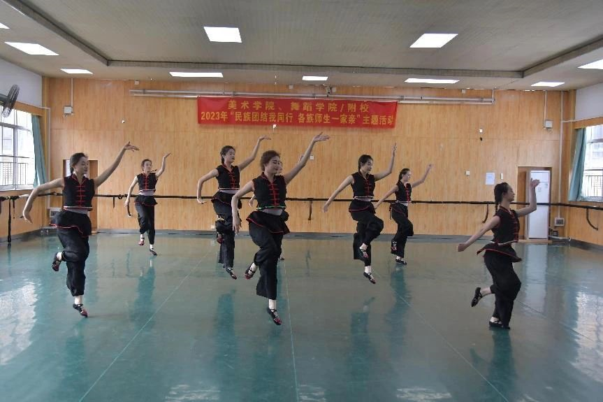 e285817807ea42708fc90f5854424fa3.png e285817807ea42708fc90f5854424fa3.png