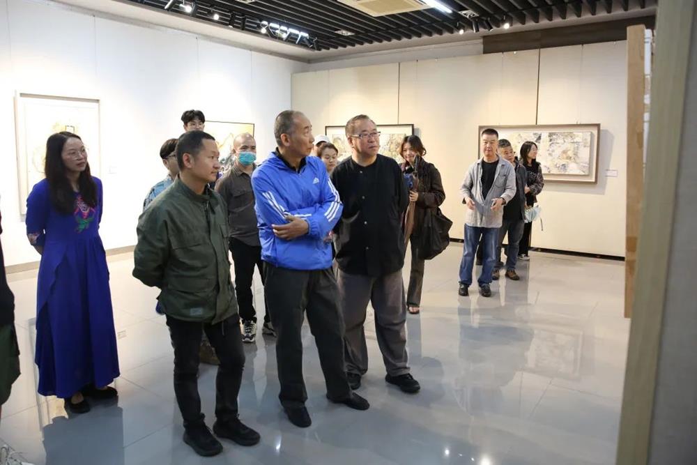 ddcfc185f8d84dba86f0d98a3f5ea257.jpg 必威西汉姆联官网