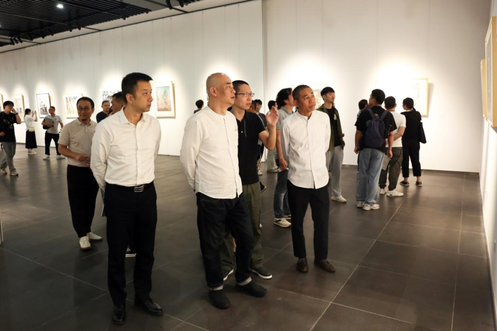 61cee982a413487e91807743bcd588a7.png 61cee982a413487e91807743bcd588a7.png