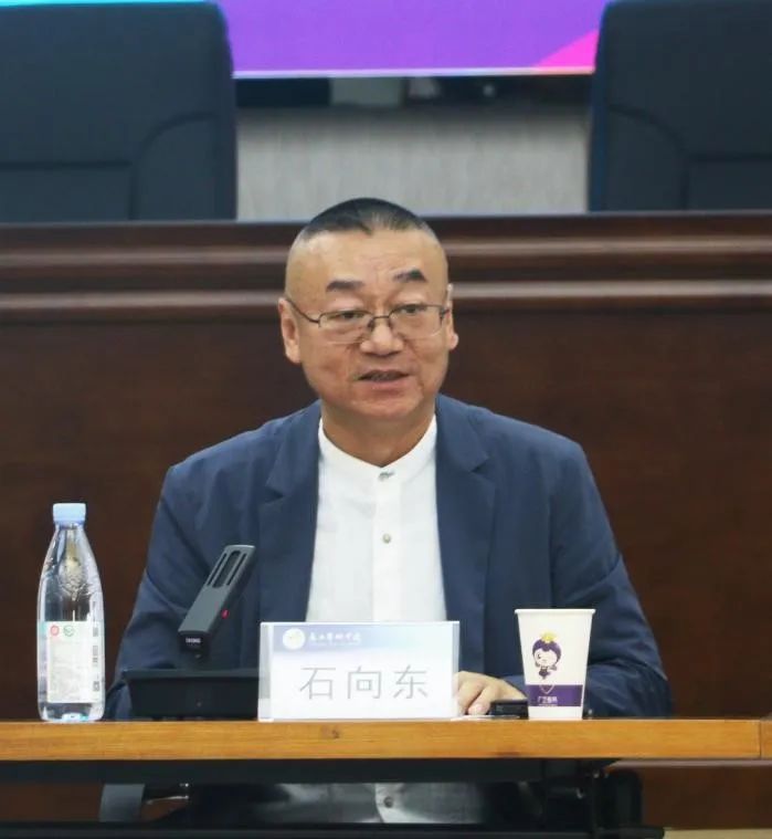 517981e5b34a4c3b9fc8198c96730033.jpg 必威西汉姆联官网