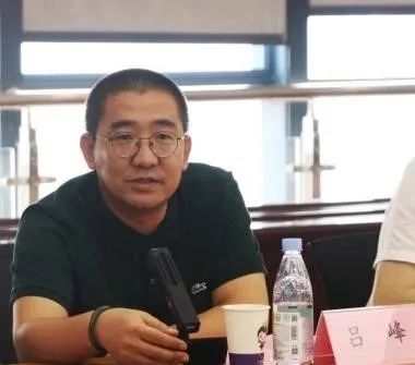 efe1a2d4829640e8984c37ba320215c0.jpg 必威西汉姆联官网