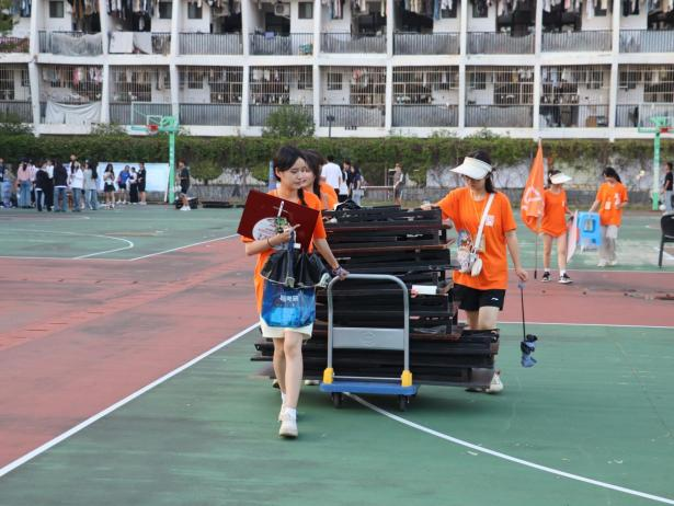 11d267c9643d4feaa5088d5394c4f048.png 11d267c9643d4feaa5088d5394c4f048.png