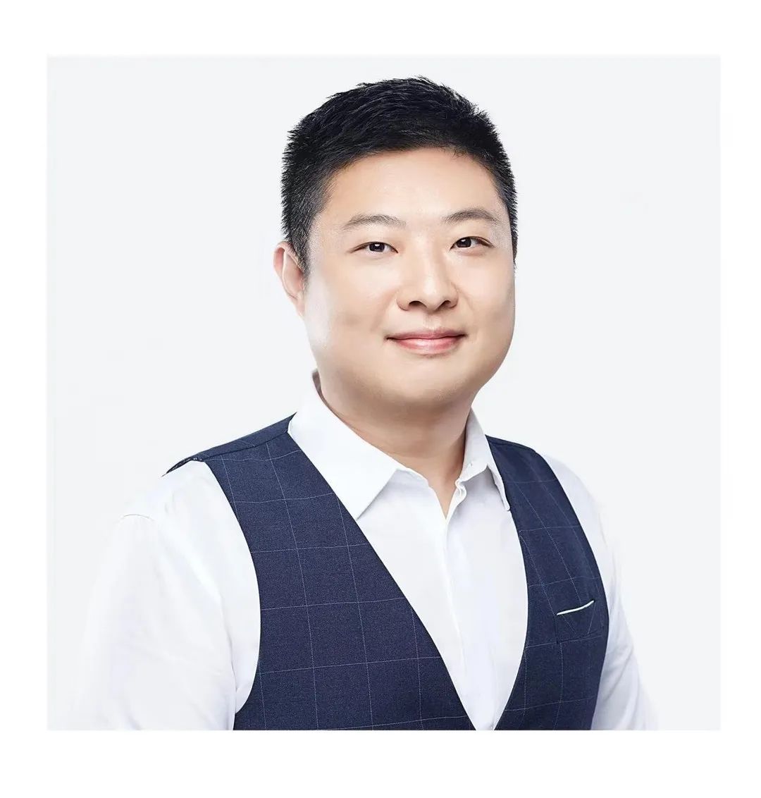 e049eba569f54643ac30e163d272abae.jpg 必威西汉姆联官网