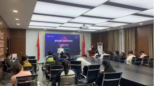 f3e7ae9512a04e41b294c435f2665127.jpg 必威西汉姆联官网