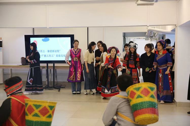 1d0132ea457e4083976358b396b89b50.jpg 必威西汉姆联官网