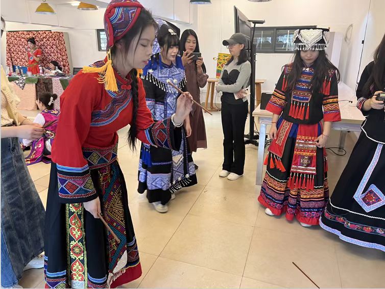 32ece58da0f049dbb09ab61258b4d333.jpg 必威西汉姆联官网